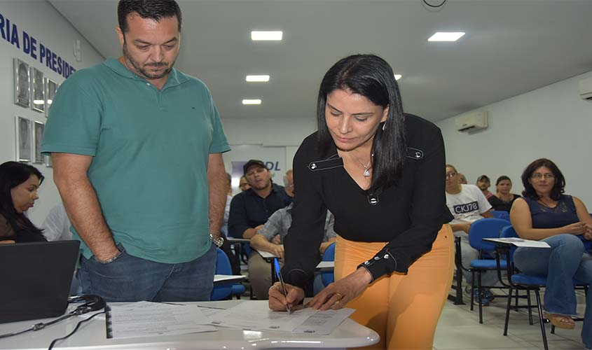 Mais de 10 ruas e avenidas serão beneficiadas com iluminação de LED e outras benfeitorias