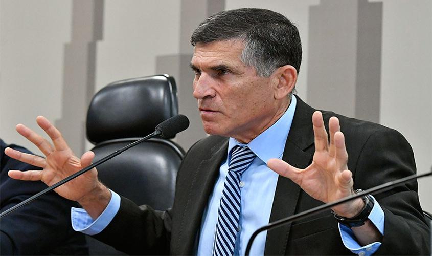 CPI das Fake News ouve general Santos Cruz nesta terça-feira  