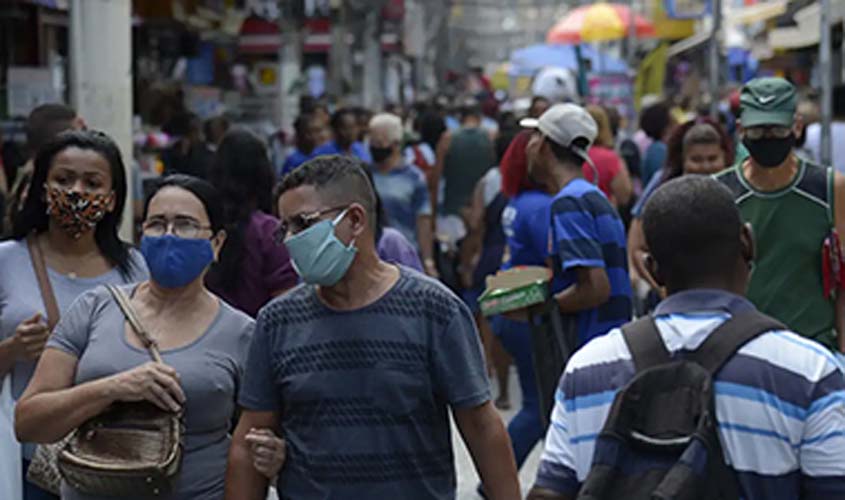 Governo de SP e Alesp devem prestar informações sobre anistia de multa por não uso de máscara