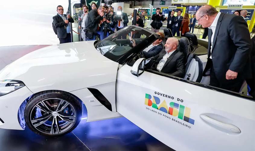 Lula celebra fim de tarifas dos EUA e vê sinal de respeito