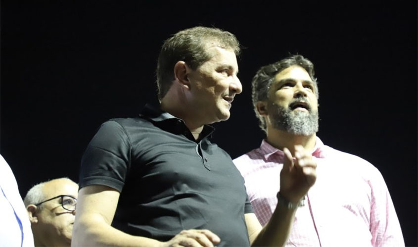 Prefeito Hildon Chaves inaugura melhorias e anuncia novidades