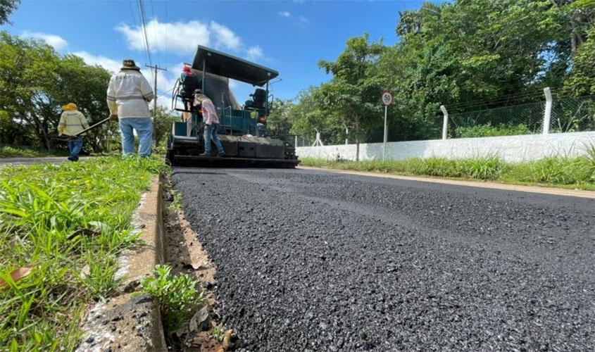 Equipes de Obras trabalham em diferentes pontos da capital
