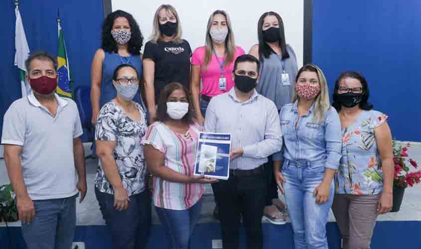 Conselho de Educação aprova projeto de Orientações Curriculares