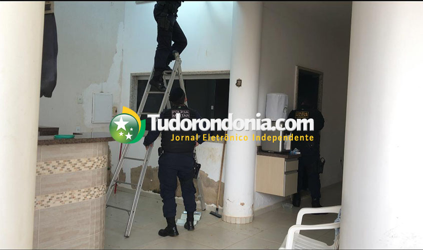 Apenado com tornozeleira é preso após manter família refém durante roubo na zona Sul