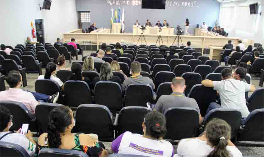 Câmara aprova projeto de lei que garante a gratificação por desempenho aos servidores da saúde junto ao programa nacional previne Brasil