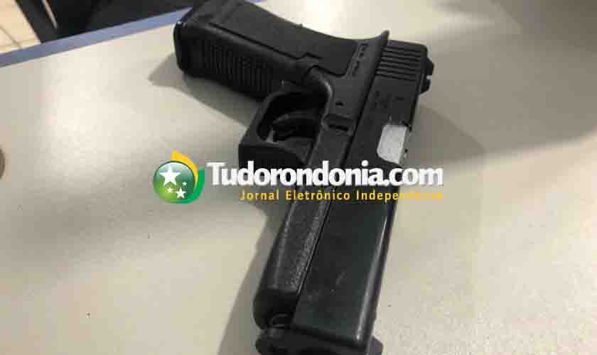 Policial penal reage assalto e atira em adolescente armado com arma de brinquedo