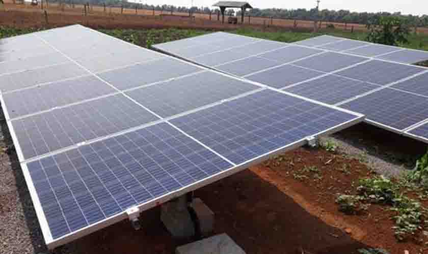 Bolsonaro sanciona lei que regulamenta subsídios para minigeradores de energia elétrica por mais 25 anos