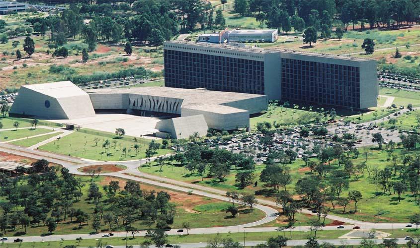 Para Sexta Turma, advogado não tem direito a sala de estado-maior na execução provisória da pena