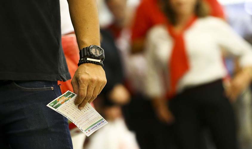 Mega-Sena sorteia neste sábado prêmio acumulado de R$ 190 milhões