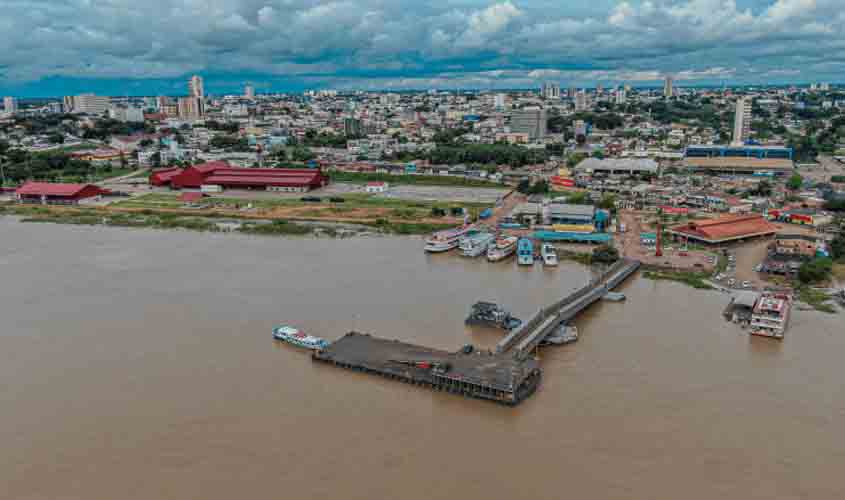 Prefeitura monitora Rio Madeira e famílias ribeirinhas