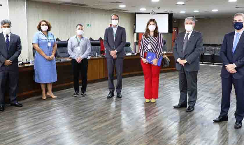 Presidente do TJRO recebe diretoria do Sinjur