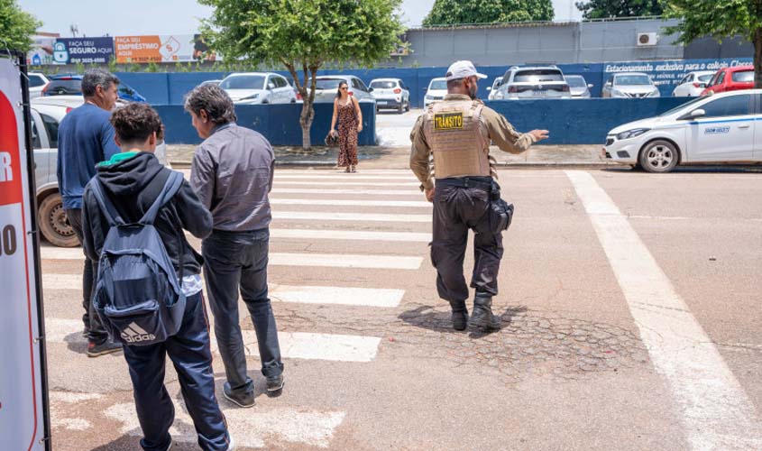 Prefeitura intensifica campanha de volta às aulas com ações de segurança no entorno das escolas