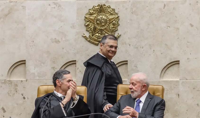 Flávio Dino toma posse como ministro do Supremo Tribunal Federal
