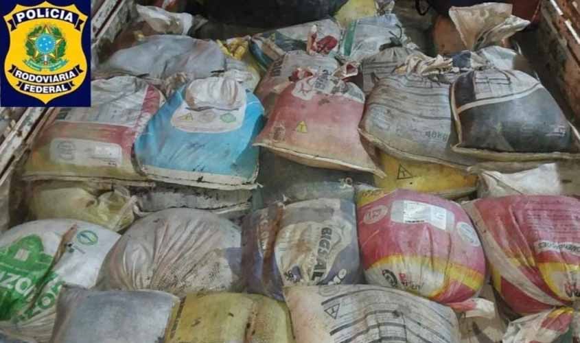 Em Ariquemes, PRF flagra transporte ilegal de minerais