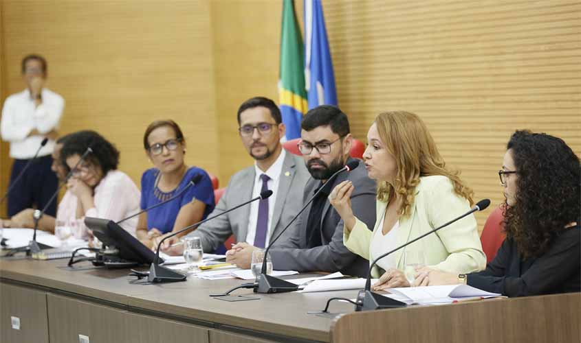 Assembleia discute PEC que trata da atuação de assistentes sociais, psicólogos, nutricionistas e fonoaudiólogos na educação