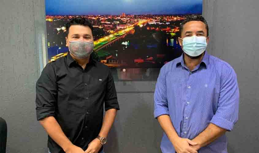 Marcelo Cruz discute investimento com Prefeito Isau em Ji-Paraná