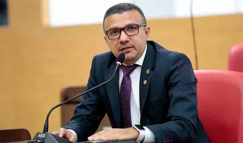 Deputado Alex Silva pede conversão de licença especial em pecúnia para militares que atuam na linha de frente da Covid-19