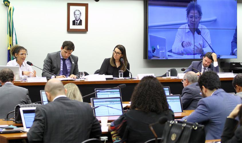 Projeto anticrime pode ser retrocesso para proteção da mulher, dizem especialistas