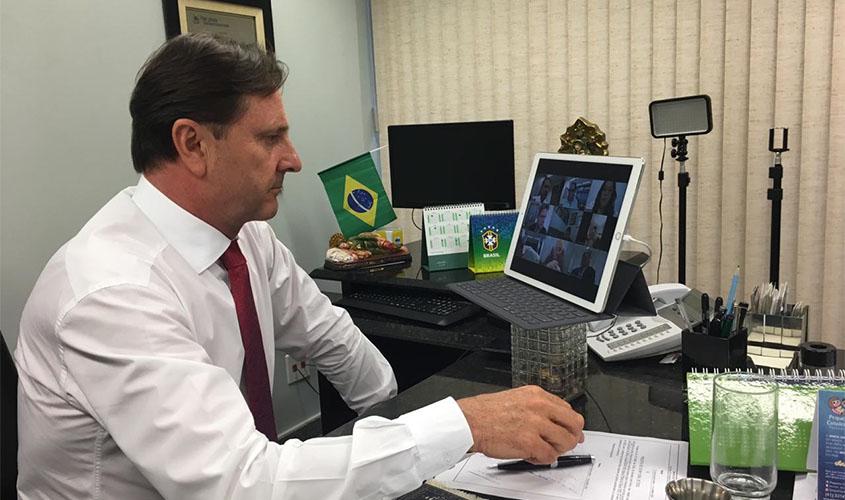 Justiça suspende pagamento de empréstimos dos aposentados