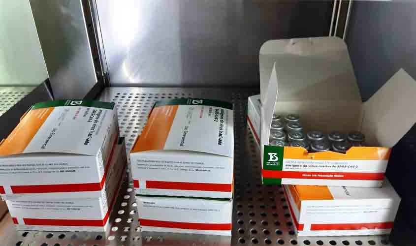Mais de 9 mil doses da 13ª remessa de vacinas contra a covid-19 contemplam cidades da região Central
