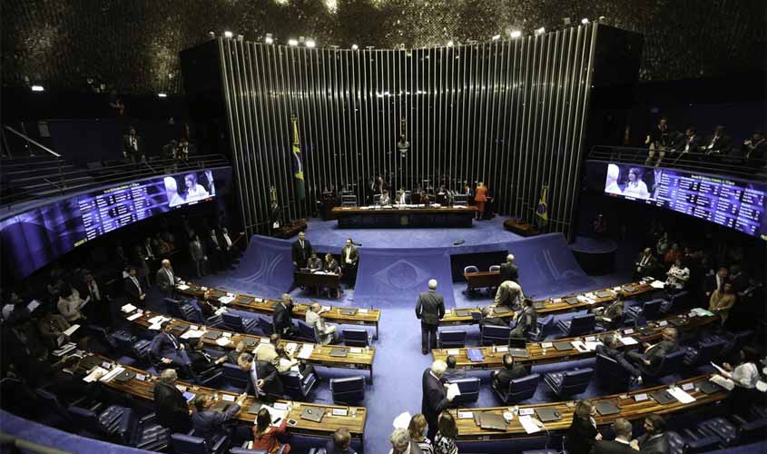 Senado aprova regulamentação da profissão de cuidador de idosos