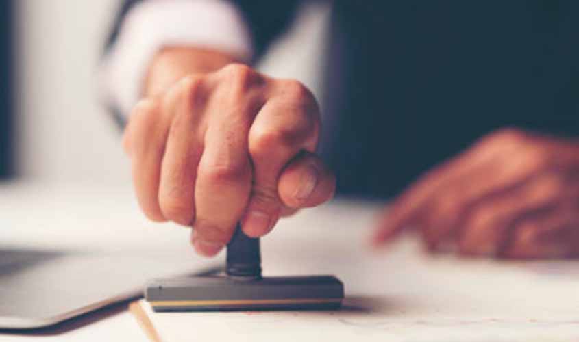 Dirigentes eleitos para sindicato não formalizado não conseguem estabilidade no emprego