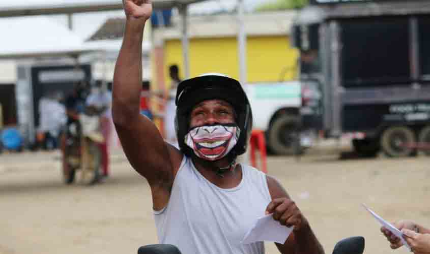 Governo de Rondônia reforça missão de conter o avanço da covid-19 com a realização do drive-thru de testagem rápida