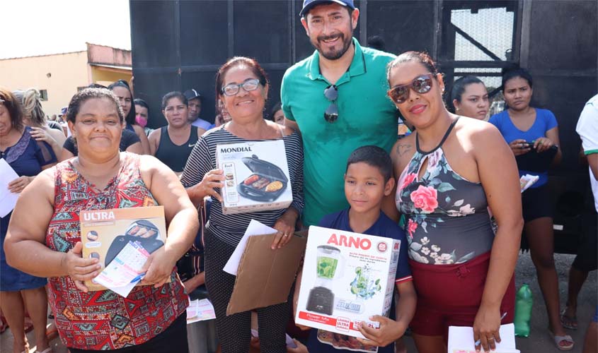 Zona Leste se reúne em Bingão do Dia das Mães promovido pelo vereador Márcio Pacele e Amigos de Porto Velho
