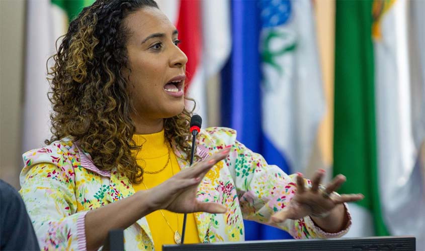 Ministério cobra posicionamento da liga espanhola sobre Vini Jr