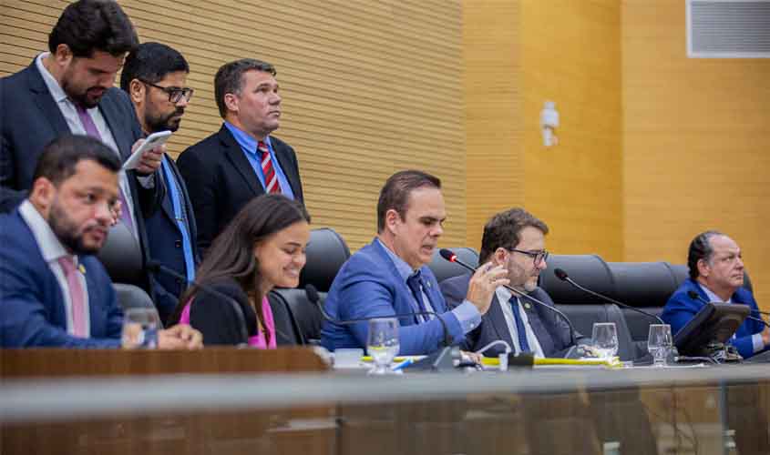 Deputados aprovam porte funcional de arma de fogo para agentes de criminalística em Rondônia