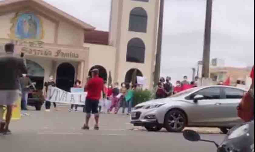 VÍDEO: em Cacoal, ex-deputado faz discurso de apoio ao ex-presidente Lula e internautas propõem boicote contra suas empresas