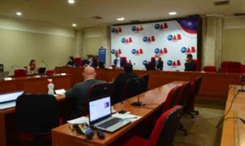 OAB aprova isenção de taxa de alteração contratual nas sociedades de advocacia constituída por mulheres