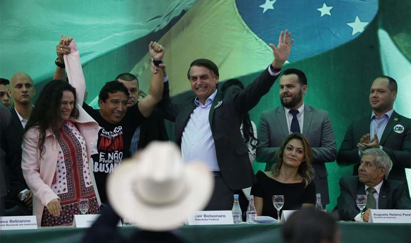 PSL oficializa Bolsonaro como candidato à Presidência