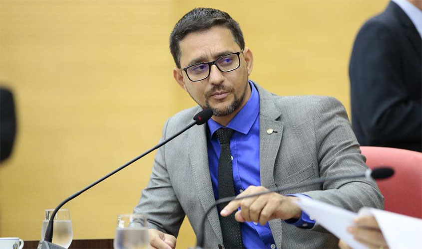 Deputado Anderson quer informações quanto a denúncia de recebimento de verbas rescisórias de quase R$ 180 mil do secretário de segurança pública