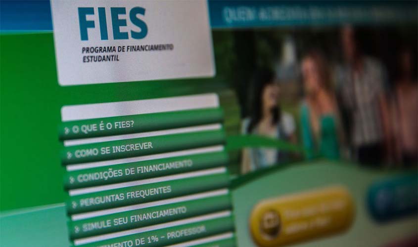 MEC define valores semestrais para financiamento do Fies