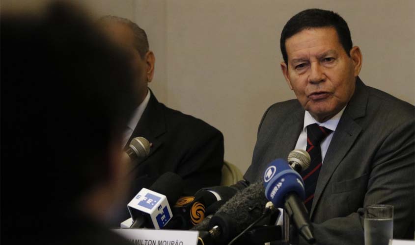 Mourão diz que haverá enxugamento gradativo do funcionalismo