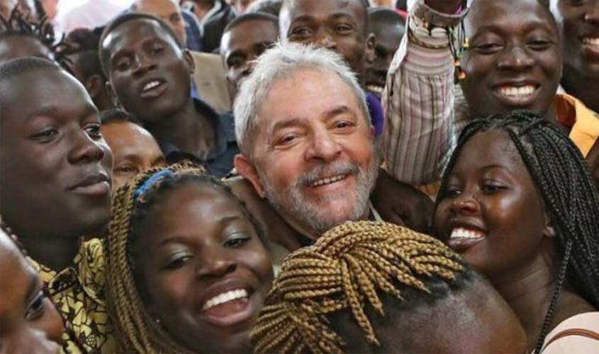 Voto racial pode garantir a vitória de Lula no primeiro turno