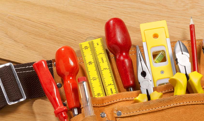 Montador de móveis que se deslocava em moto receberá adicional de periculosidade