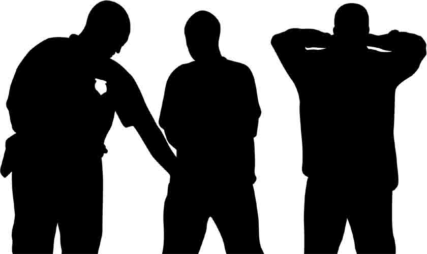 Frigorífico é condenado por apalpação de empregado em revista pessoal 