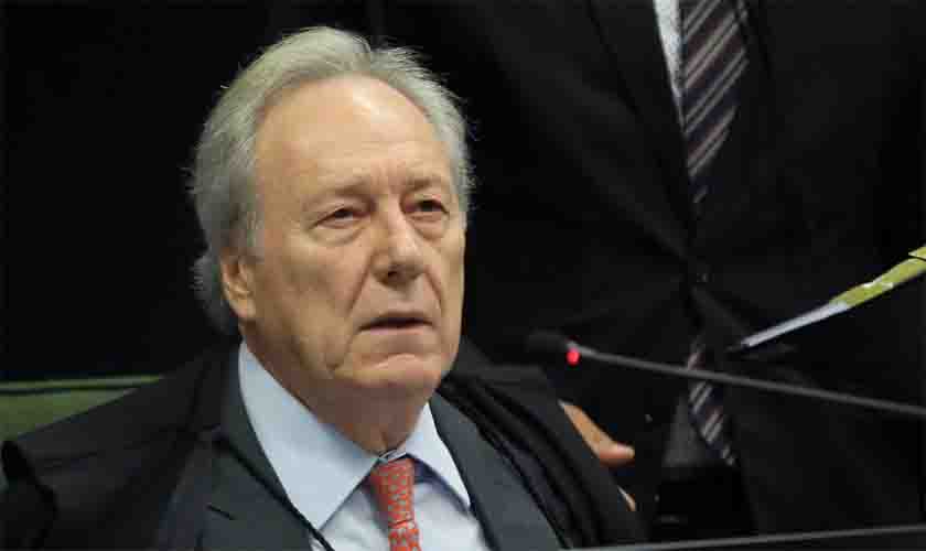 Lewandowski autoriza estados a vacinar adolescentes contra covid-19