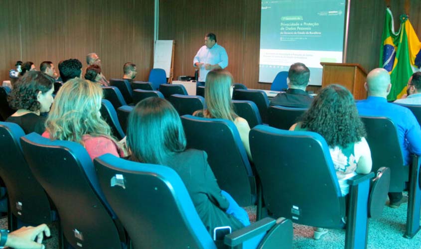 Comitê Gestor de Privacidade e Proteção de Dados Pessoais do Estado entrega certificados