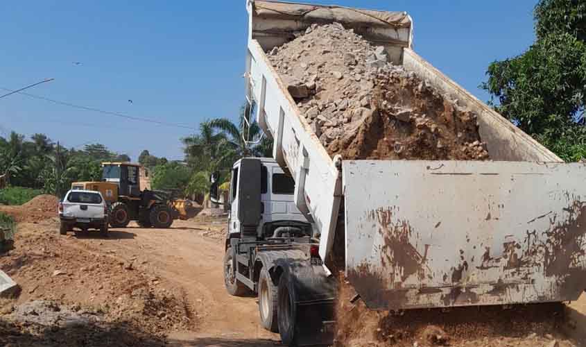 Prefeitura intensifica obras da T-08 e libera trânsito