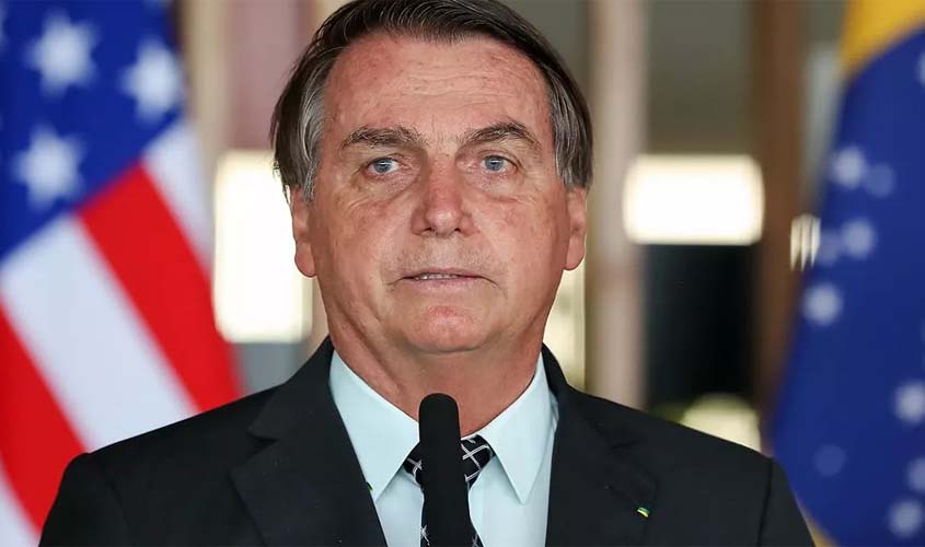 Bolsonaro volta a insultar a China e diz que vacina chinesa não inspira confiança 'por sua origem'