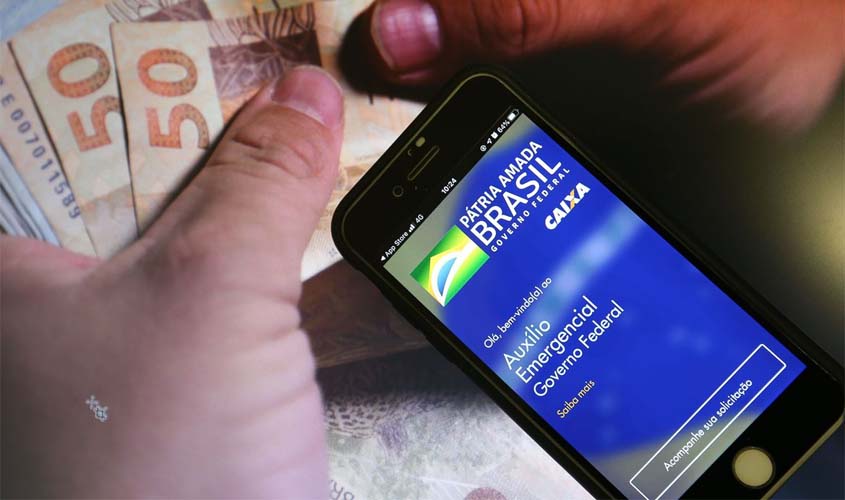 Caixa libera saques do auxílio para 3,8 milhões de beneficiários