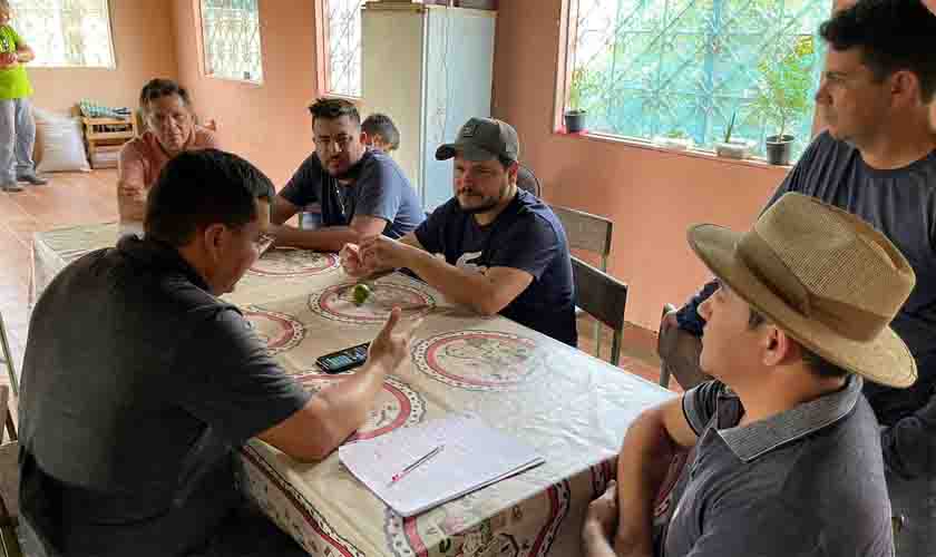 Deputado Marcelo Cruz cumpre agenda na Comunidade Belmont, em Porto Velho