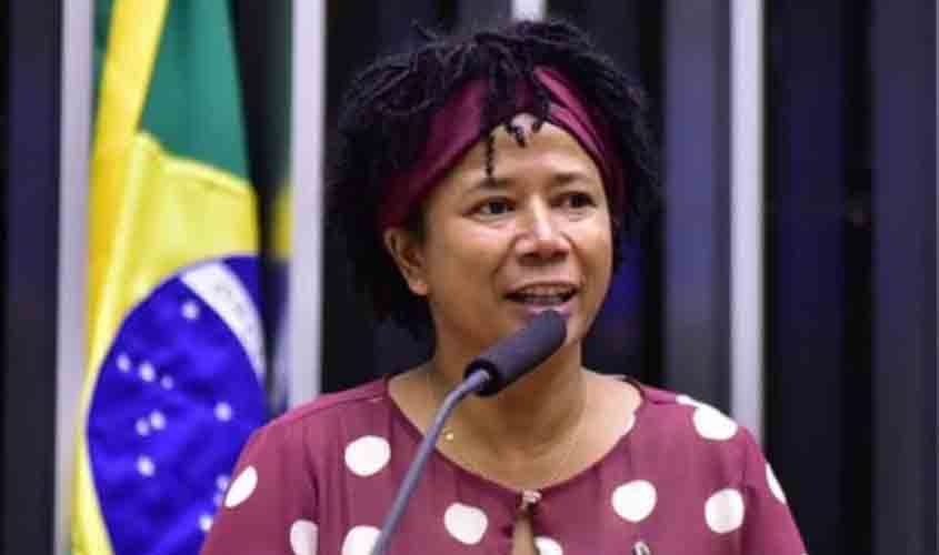 Sílvia Cristina comemora aprovação de lei que destina 30% do valor de multas sanitárias ao tratamento do câncer