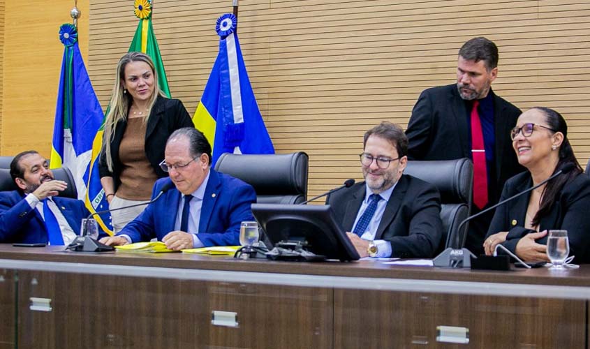Deputados aprovam auxílio-deslocamento a servidores de RO