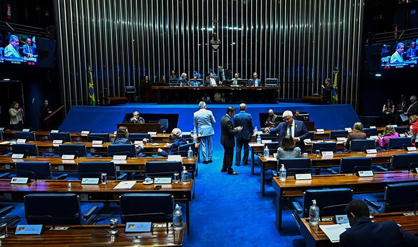 Senado aprova R$ 30 bi extra para Forças Armadas