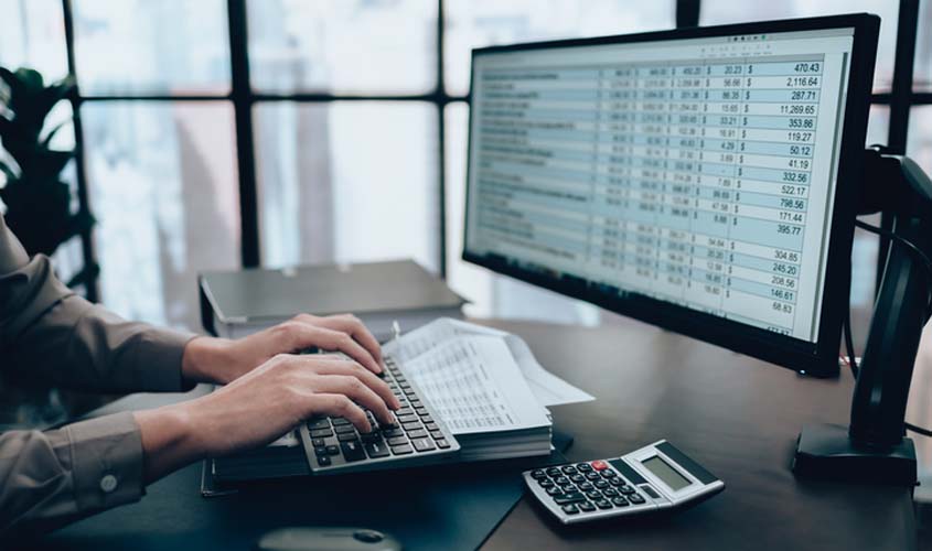 TST mantém legalidade em monitoramento de conta bancária