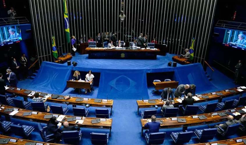 Senado aprova voto distrital misto para eleição de deputados e vereadores